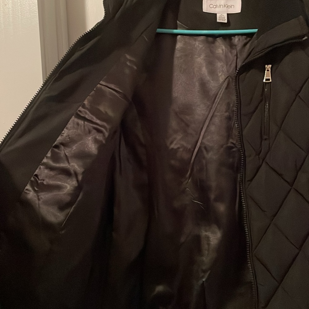 Calvin Klein vest - Picture 4 of 10